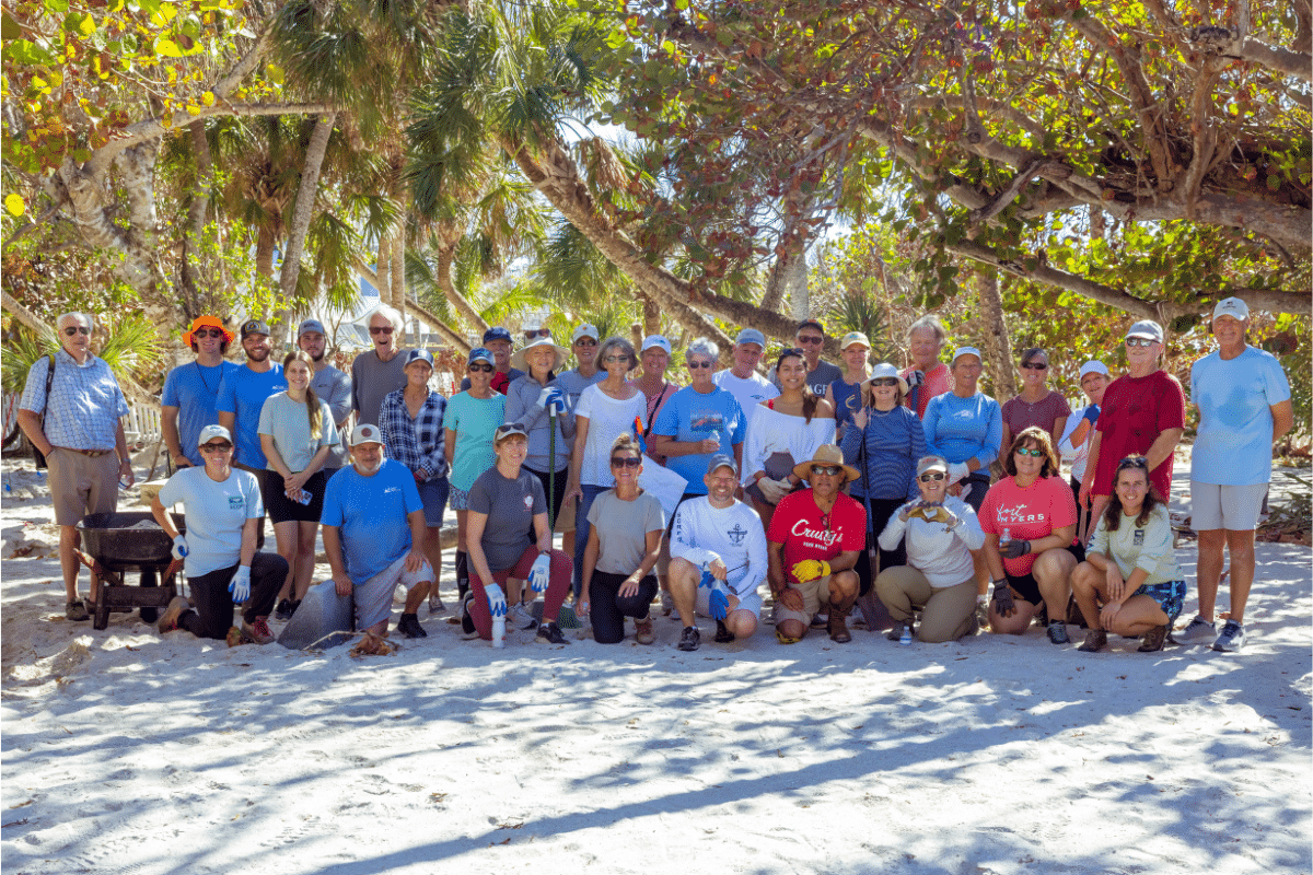 Volunteers at Chapel by the Sea Volunteer Day