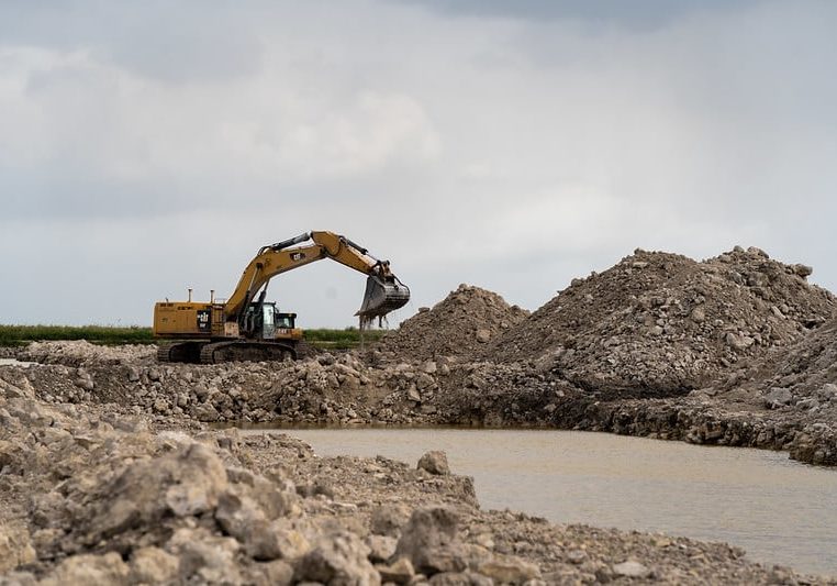 eaa reservoir construction