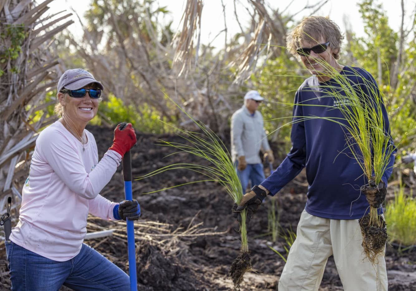 TDC Grant Planting Pic 1600